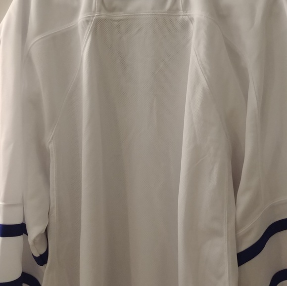 REEBOK SHIRT - Picture 3 of 3